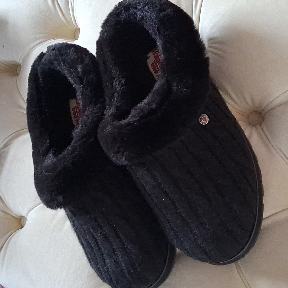 Bob's Skechers Slippers